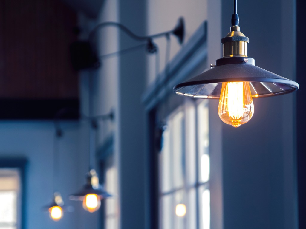 Plafonról lelógó LED modern világítások